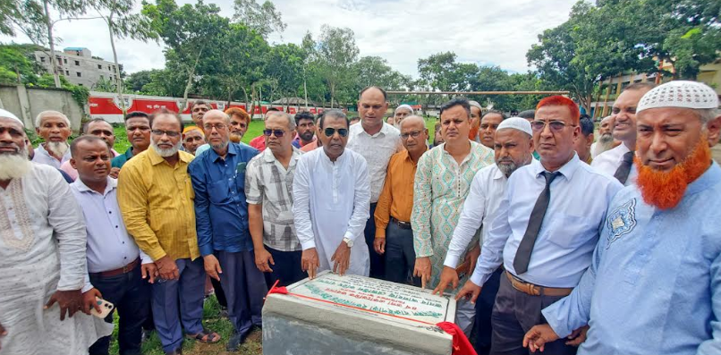 বগুড়ায় শিক্ষা উন্নয়ন বন্ধ ১৬ বছর ধরে: বাদশা
