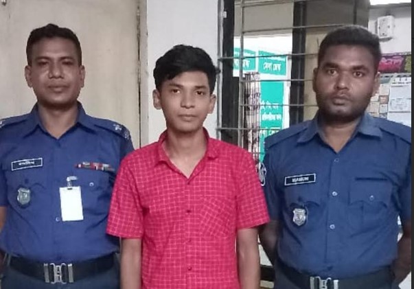 রংপুরে মহানবী (সা.)-কে কটূক্তির অভিযোগে শিক্ষার্থী আটক, উত্তেজনা ছড়িয়ে পড়ায় সেনা মোতায়েন