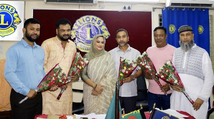 লায়ন্স ক্লাব অব রংপুরের উদ্যোগে চেম্বারের নব নির্বাচিত ৫ ডিরেক্টরকে সংবর্ধনা 