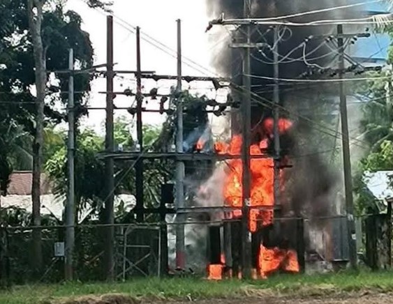 কলাপাড়ায় পল্লী বিদ্যুত সমিতির জোনাল অফিসের সংরক্ষিত এলাকায় ভয়াবহ অগ্নিকাণ্ড
