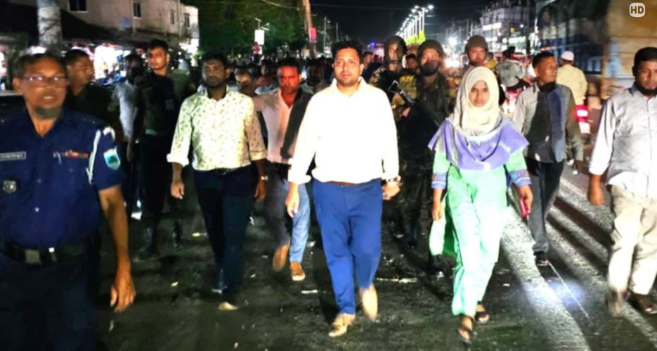 সরকারি জমি দখল: দুপচাঁচিয়ায় ভ্রাম্যমাণ আদালতের অভিযান, বাধা দেন ব্যবসায়ীরা