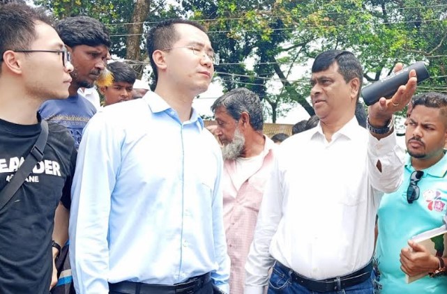  বাঙ্গালী নদীতে সেতু নির্মাণে শেরপুরে এলজিইডি ও চীনা প্রতিনিধিদের পরিদর্শন  