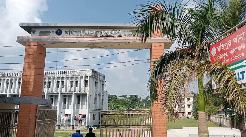 কুয়াকাটা সৈকতে কম্বল মোঁড়ানো অজ্ঞাত ব্যক্তির মরদেহ উদ্ধার 