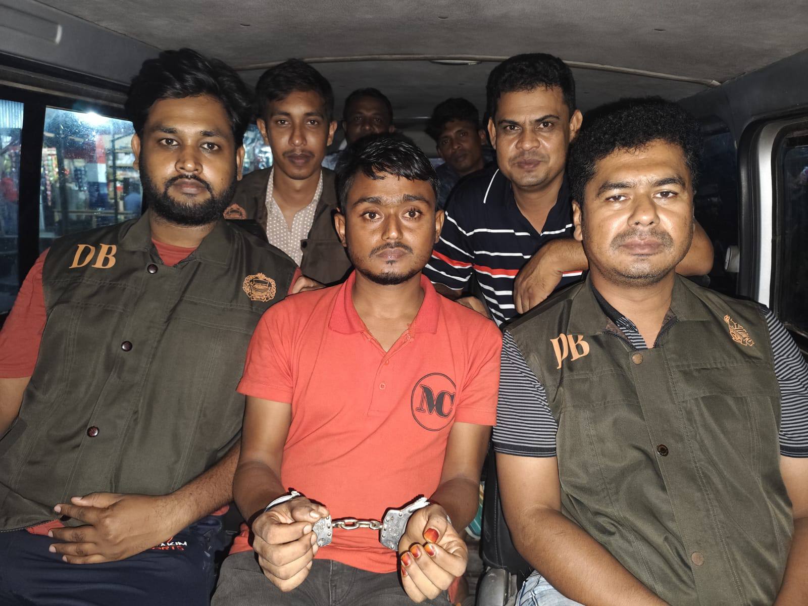 বগুড়ায় পাম্পকর্মীকে হত্যা: সহকর্মী রতনের হাতুড়ির আঘাতেই মৃত্যু, জানাল অভিযুক্ত