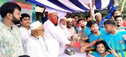 আবিদুর রহমান সোহেল ফুটবলের চূড়ান্ত পর্বে ১৬নং ওয়ার্ড
