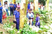 রায়গঞ্জে পুকুরপাড় থেকে  মহিলা গ্রাম পুলিশের মরদেহ উদ্ধার 