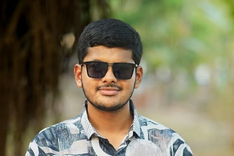 বৈষম্যবিরোধী ছাত্র আন্দোলনের নেতা সাকিব খানকে গভীর রাতে গ্রেপ্তার, ঢাকায় নেওয়া হয়েছে