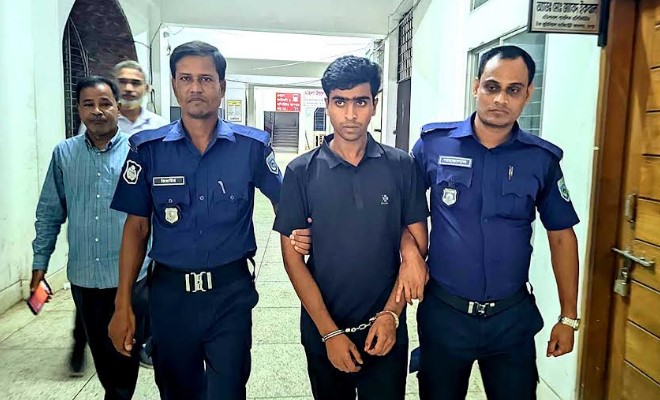 অনলাইন জুয়ায় আসক্ত নাতি, টাকা না পেয়ে দাদিকে গলা কেটে হত্যা