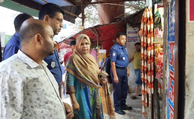 বগুড়ার শাজাহানপুরে কেক খেয়ে অসুস্থ পরিবার— অবশেষে জরিমানার মুখে আসিফ বেকারী