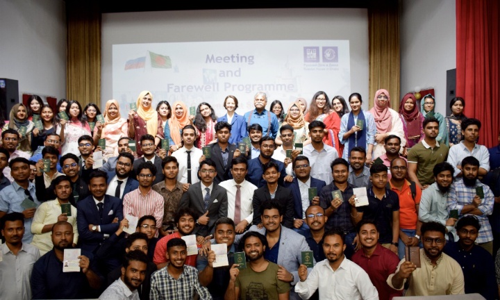 শিক্ষাবৃত্তি নিয়ে রাশিয়া যাচ্ছেন ৯৫ বাংলাদেশী শিক্ষার্থী: ভিসা হাতে পেয়ে উচ্ছ্বাস