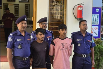 ইজিবাইক চালকের গলা কেটে হত্যা, মুঠোফোনের সূত্র ধরে গ্রেপ্তার দুই আসামি