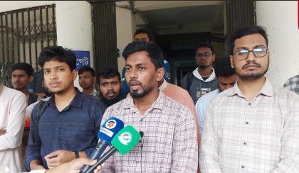 বেরোবি শিক্ষার্থীারা নির্বাচনের তফসিল দ্রুত ঘোষণার দাবিতে স্মারকলিপি প্রদান