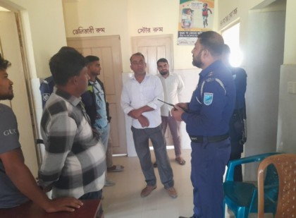  মধুমাঝিড়া কমিউনিটি ক্লিনিকে চুরি 