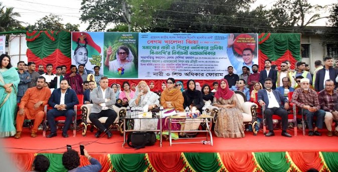 ফ্যাসিবাদের দিন শেষ আগামীর দিন হবে জনগণের বাংলাদেশ - গাবতলীতে সাবেক মন্ত্রী সেলিমা রহমান