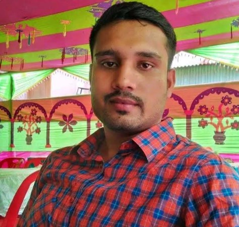 বিয়ের আশীর্বাদের কয়েক ঘন্টা পর রাজশাহীর হোটেল কক্ষে যুবকের ঝুলন্ত লাশ উদ্ধার