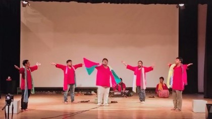 বগুড়া থিয়েটার পরিবেশ সচেতনতার বার্তা নিয়ে মঞ্চে “কাঁদে ধরিত্রী”