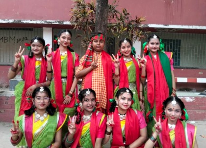 রাজশাহী বিভাগে জারি গানে সেরা বগুড়ার বীট মডেল স্কুল