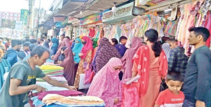 ঈদের বাজার রংপুরে জমজমাট 