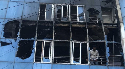 চট্টগ্রামের টেরিবাজারে অগ্নিকাণ্ড- ধোঁয়ায় দমবন্ধ হয়ে দুইজনের মৃত্যু, আহত আরও একজন