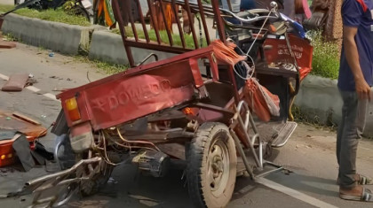 শাজাহানপুরে অটোরিকশা–প্রাইভেটকার সংঘর্ষে ৩ জন আহত, একজন আইসিইউতে