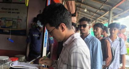 নন্দীগ্রামে ছাত্রদল নেতার অভিযোগে বাস কাউন্টারে ভ্রাম্যমাণ আদালতের জরিমানা