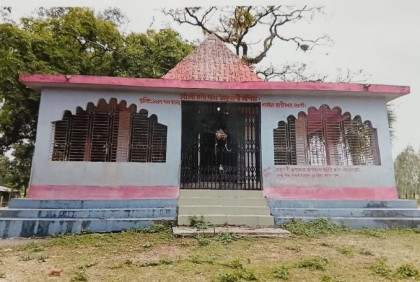 নওগাঁয় মন্দিরের অর্থ-সম্পদ তছরুপ, অভিযোগ মন্দির কমিটির সভাপতির 