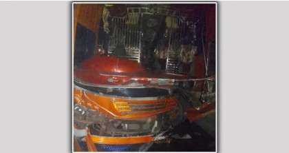 শেরপুরে বিকল ট্রাকে বাসের ধাক্কা, নিহত ২