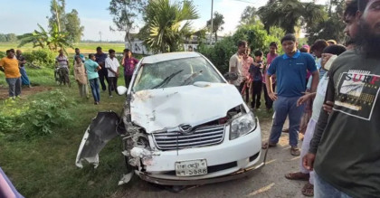 প্রাইভেট কারের সঙ্গে মোটরসাইকেলের সংঘর্ষে স্বামী-স্ত্রী নিহত