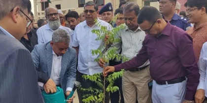 বগুড়ায় সওজের নতুন জোনে উত্তরাঞ্চলের পাঁচ জেলার সড়ক ব্যবস্থাপনায় গতি বাড়বে: সেতুমন্ত্রী