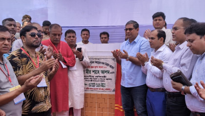 দেশে বর্তমানে সত্যিকারের গণতন্ত্র 
বিরাজ করছে: প্রতিমন্ত্রী মীর শাহে আলম