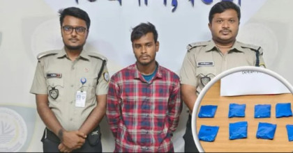 জিন্সের পকেটে ইয়াবার প্যাকেট, ডিএনসির অভিযানে গ্রেফতার যুবক