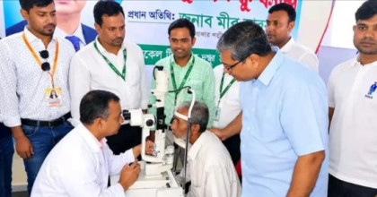 গ্রামে গ্রামে গিয়ে স্বাস্থ্যসেবা দেওয়া হবে: প্রতিমন্ত্রী মীর শাহে আলম